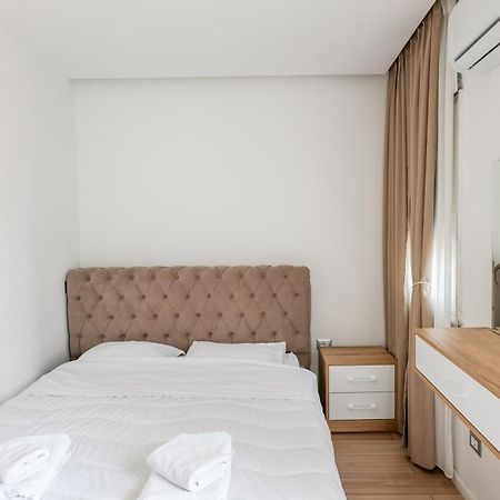 Premium Apartment In The Center 地拉那 外观 照片