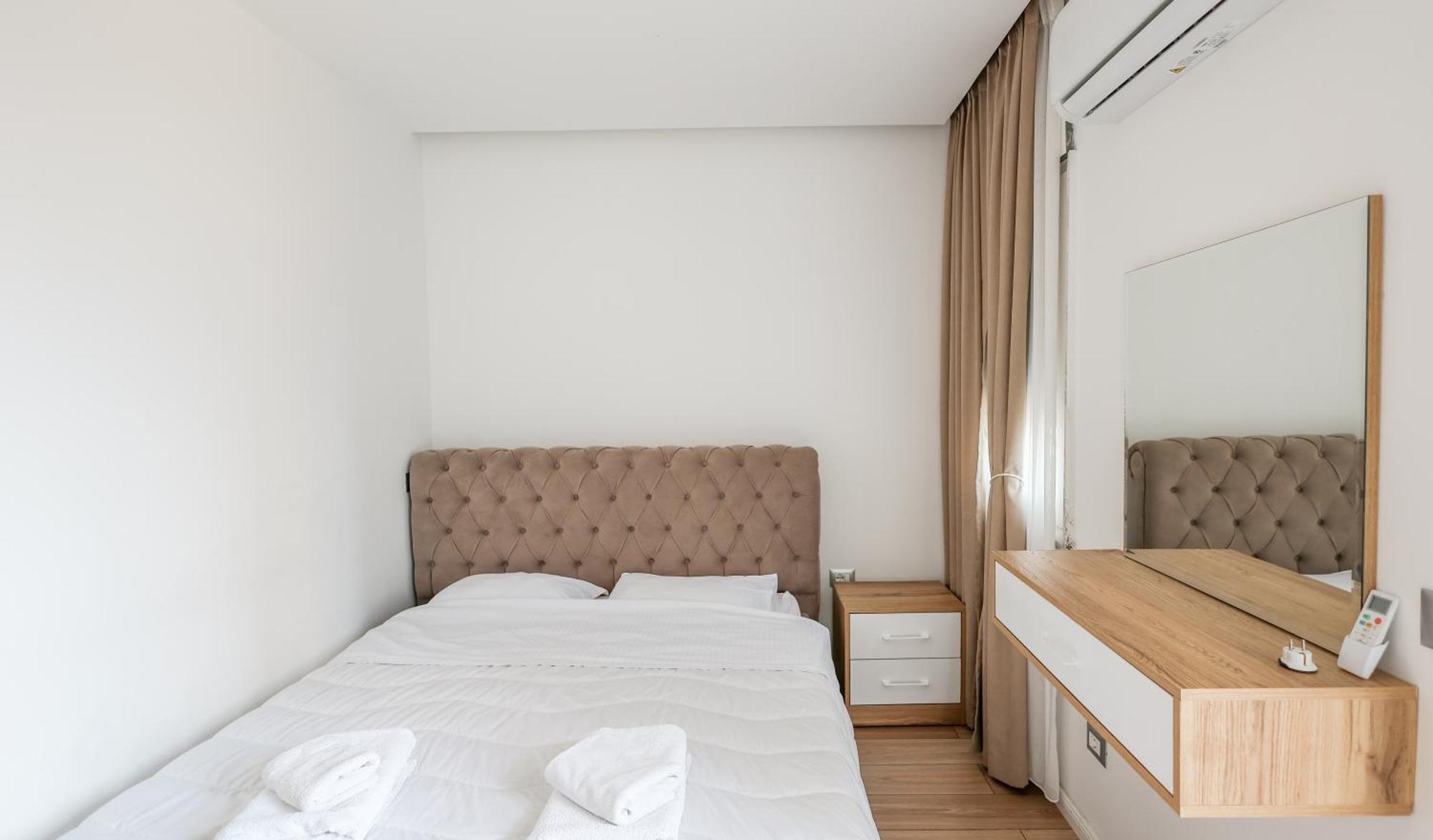 Premium Apartment In The Center 地拉那 外观 照片