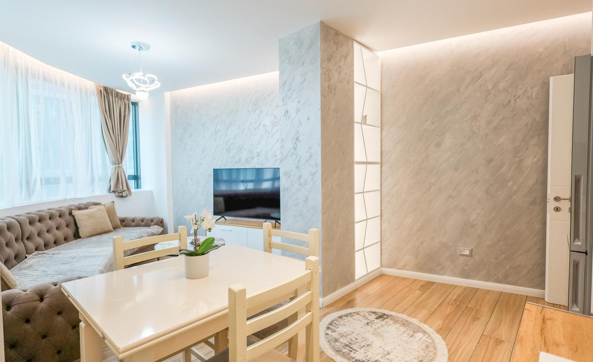 Premium Apartment In The Center 地拉那 外观 照片