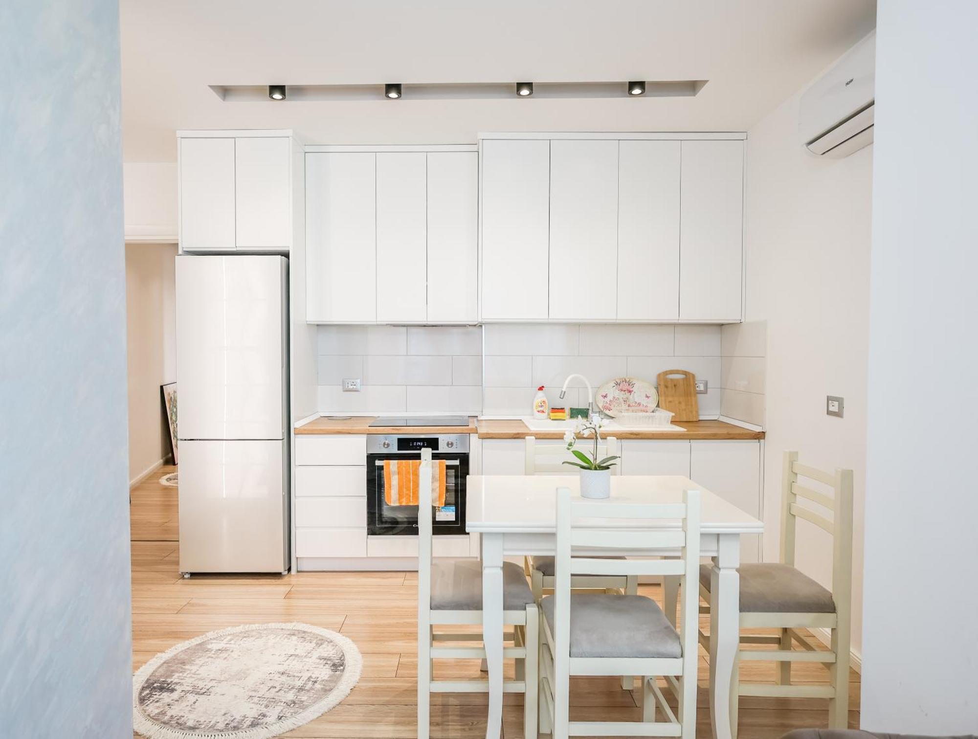 Premium Apartment In The Center 地拉那 外观 照片